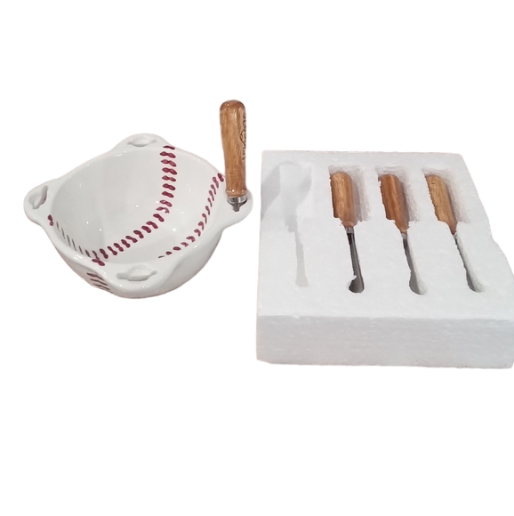 Cook's Club 5 Piece Snacker Set Baseball Themed! - Picture 2 of 10